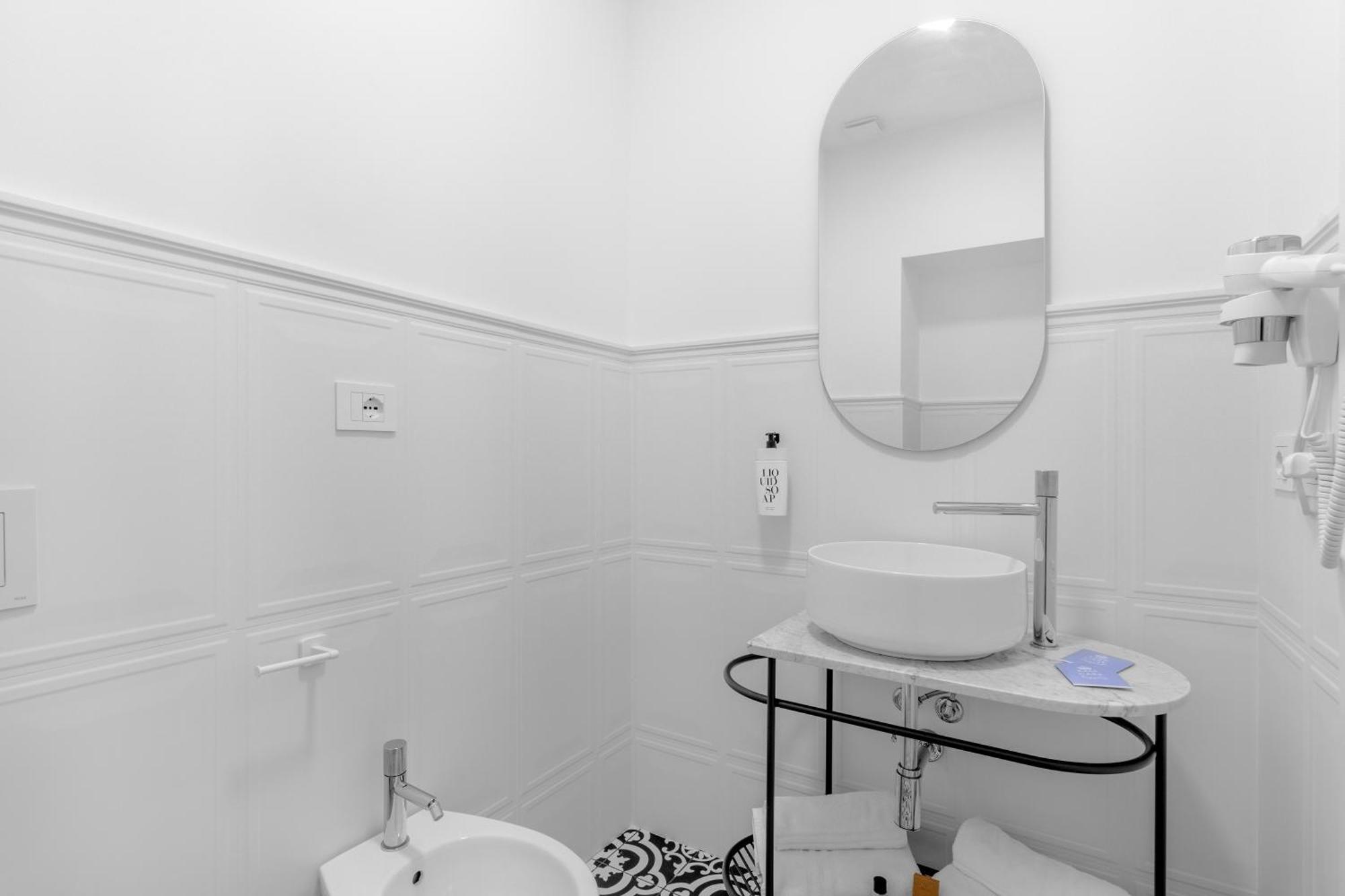 Montello Suites Foresteria Lombarda ミラノ エクステリア 写真