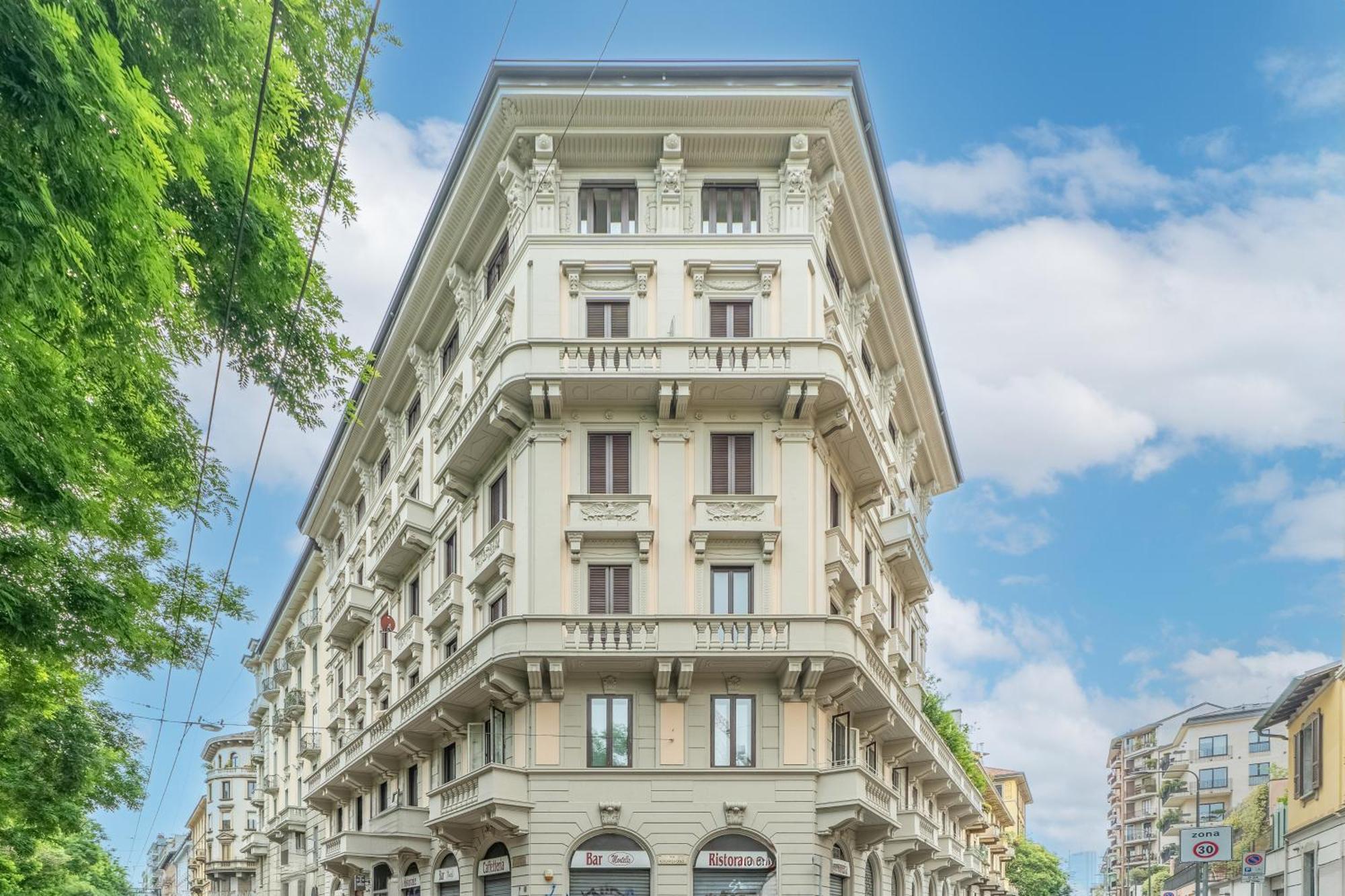 Montello Suites Foresteria Lombarda ミラノ エクステリア 写真